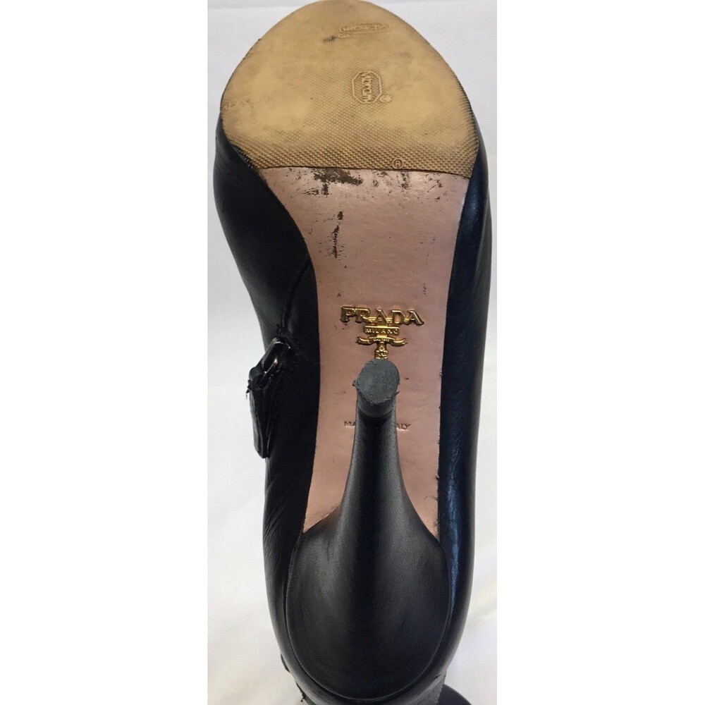 Prada Black Leather Pointed Ankle Booties with Side Zip - Picture 4 of 7